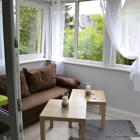 Holiday home Zakatek Alicji - Dom Z Ogrodem